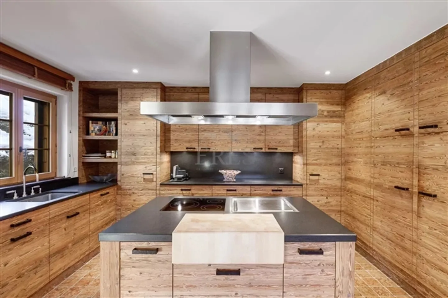 Luxurious holiday apartment with breathtaking views - Photo 12 of 20