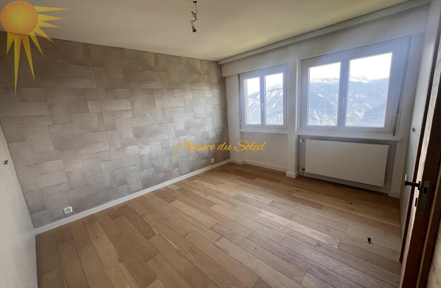 Prachtvolle 4.5-Zimmer-Dachwohnung, komplett renoviert im Jahr 2023! - Foto 13 von 13