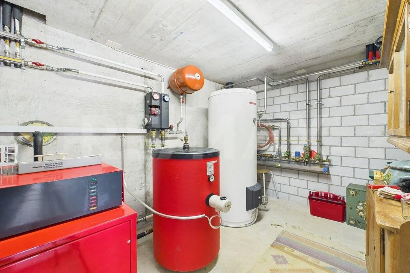 Malcantone: Casa unifamiliare moderna e spaziosa con grandi annessi - Foto 10 di 13