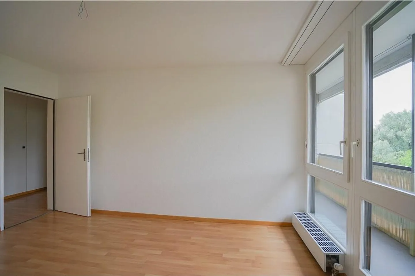 Helle Wohnung mit Balkonen - Foto 6 von 13