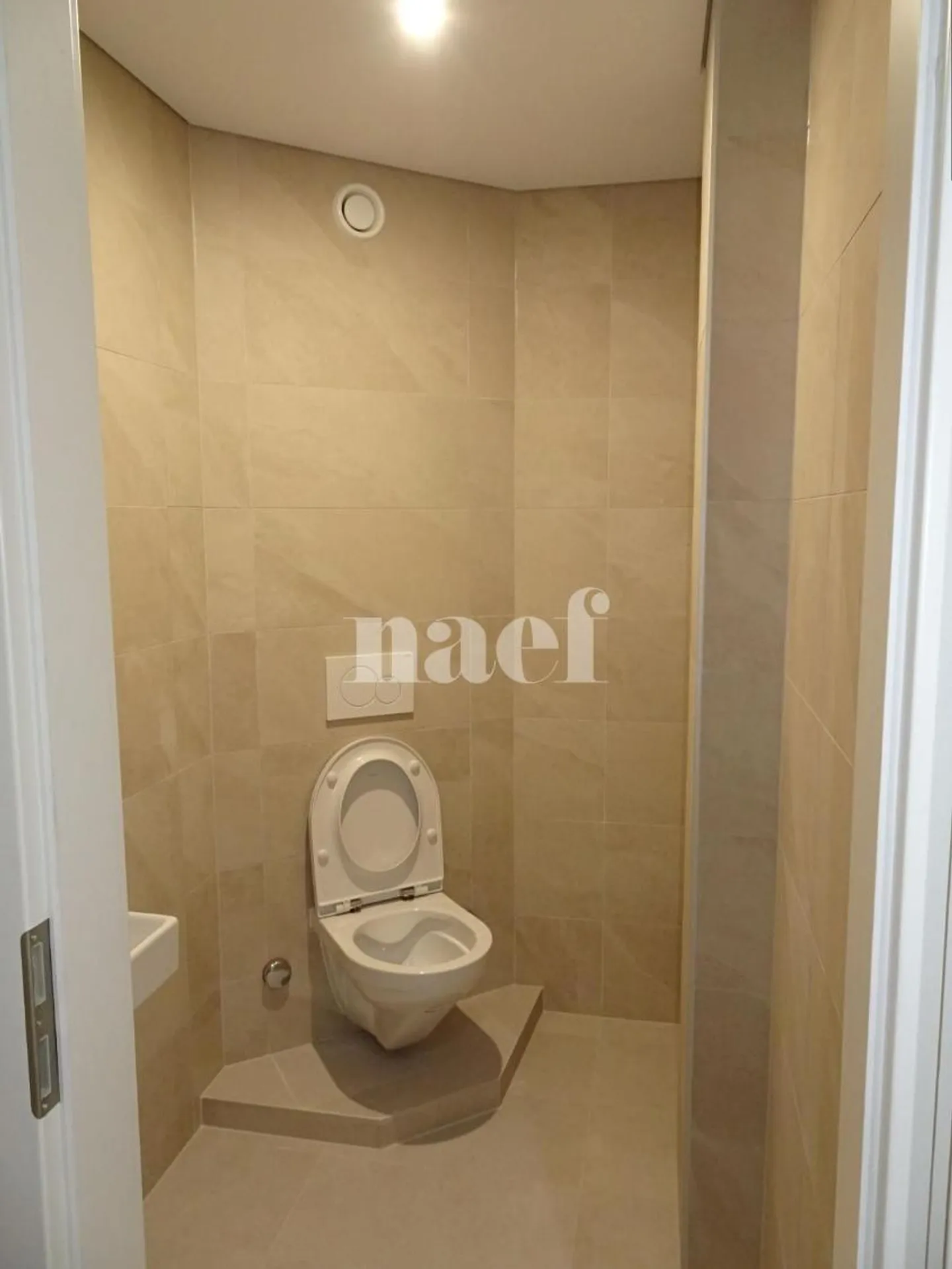 Appartement rénové avec terrasses - Photo 8 sur 12