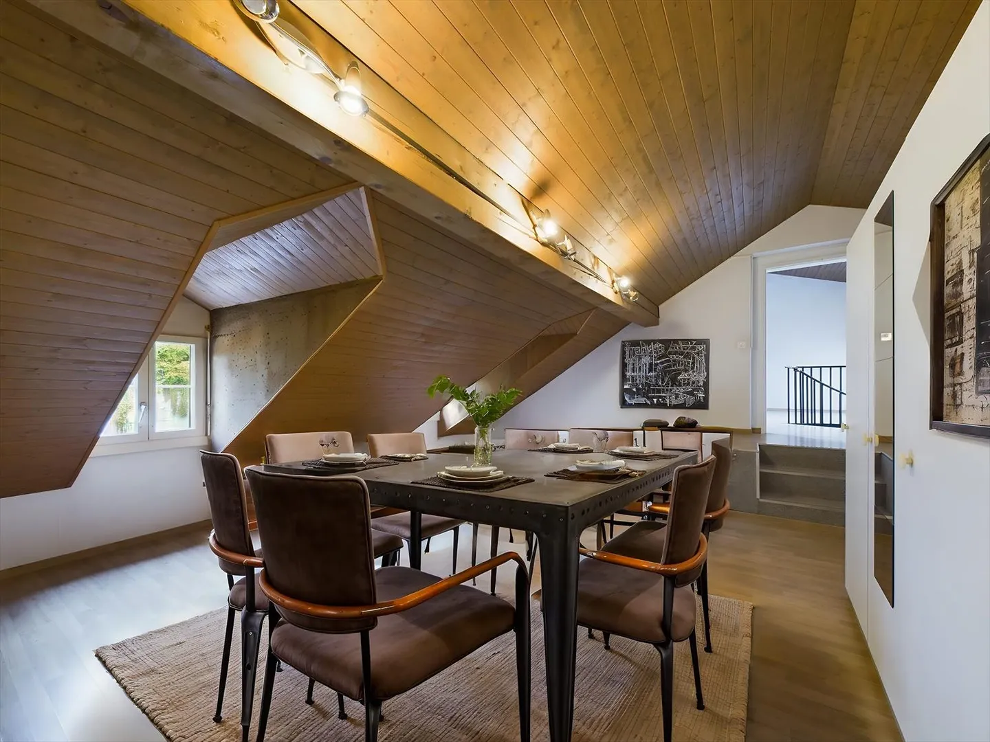 Esclusivo appartamento duplex 3.5 con fascino e stile a Thun - Foto 5 di 13