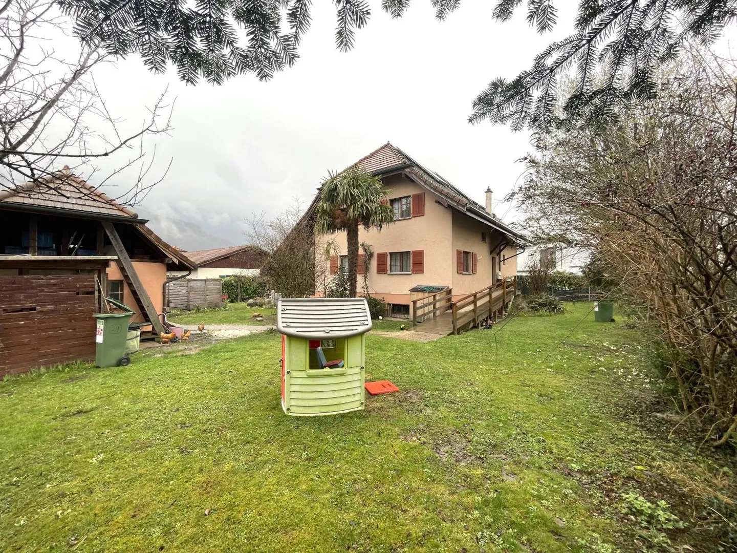 6.5-room villa - Photo 2 of 12