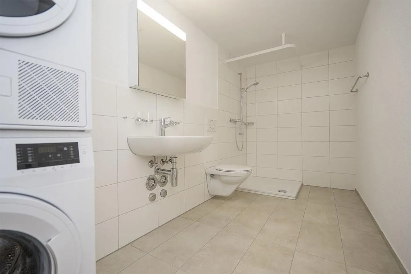 3.5 Room Apartment - Photo 5 of 7