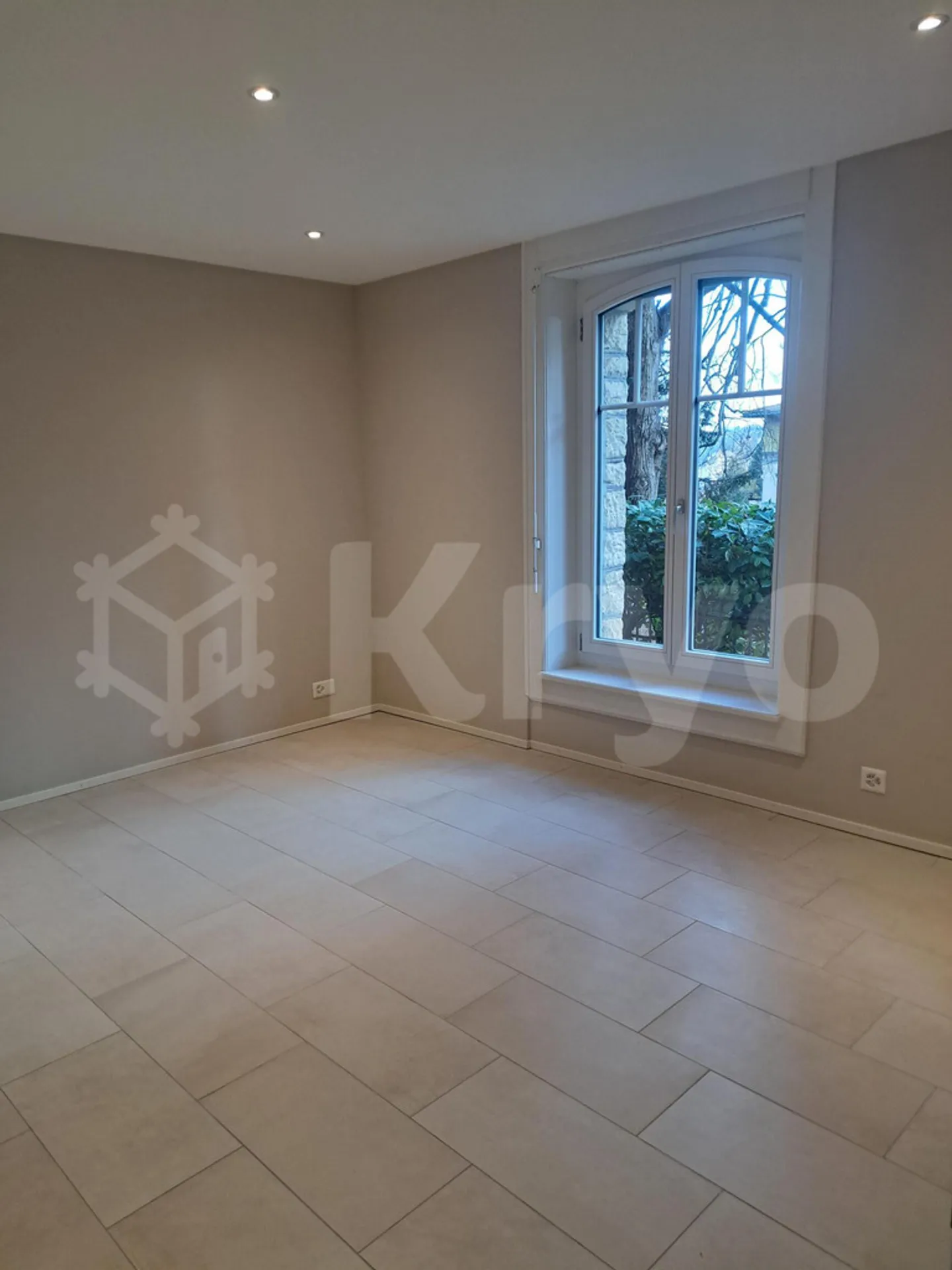 Appartement moderne au rez-de-chaussée - Photo 6 sur 9