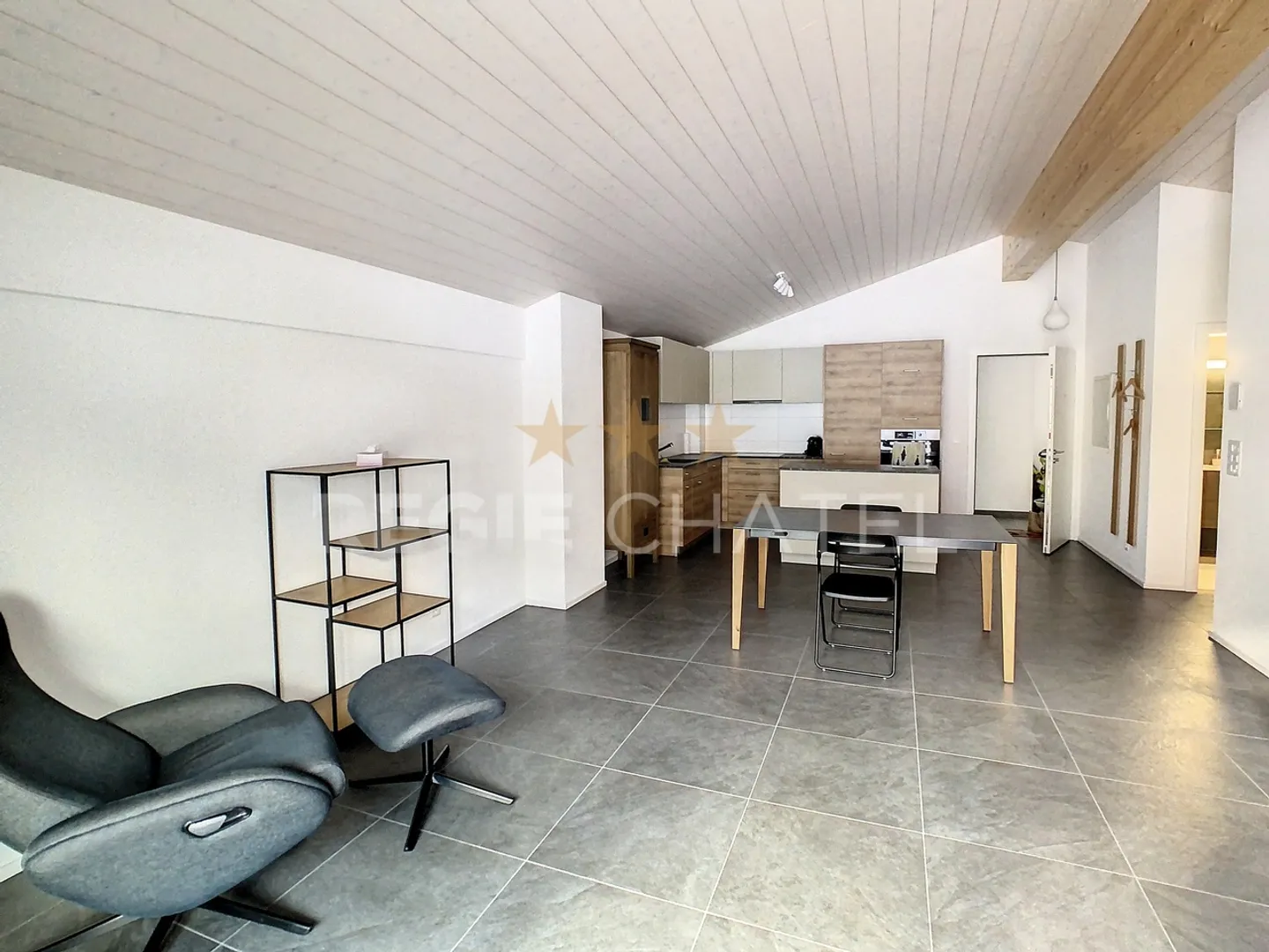 Bel appartement de 2.5 pièces - Photo 5 sur 8