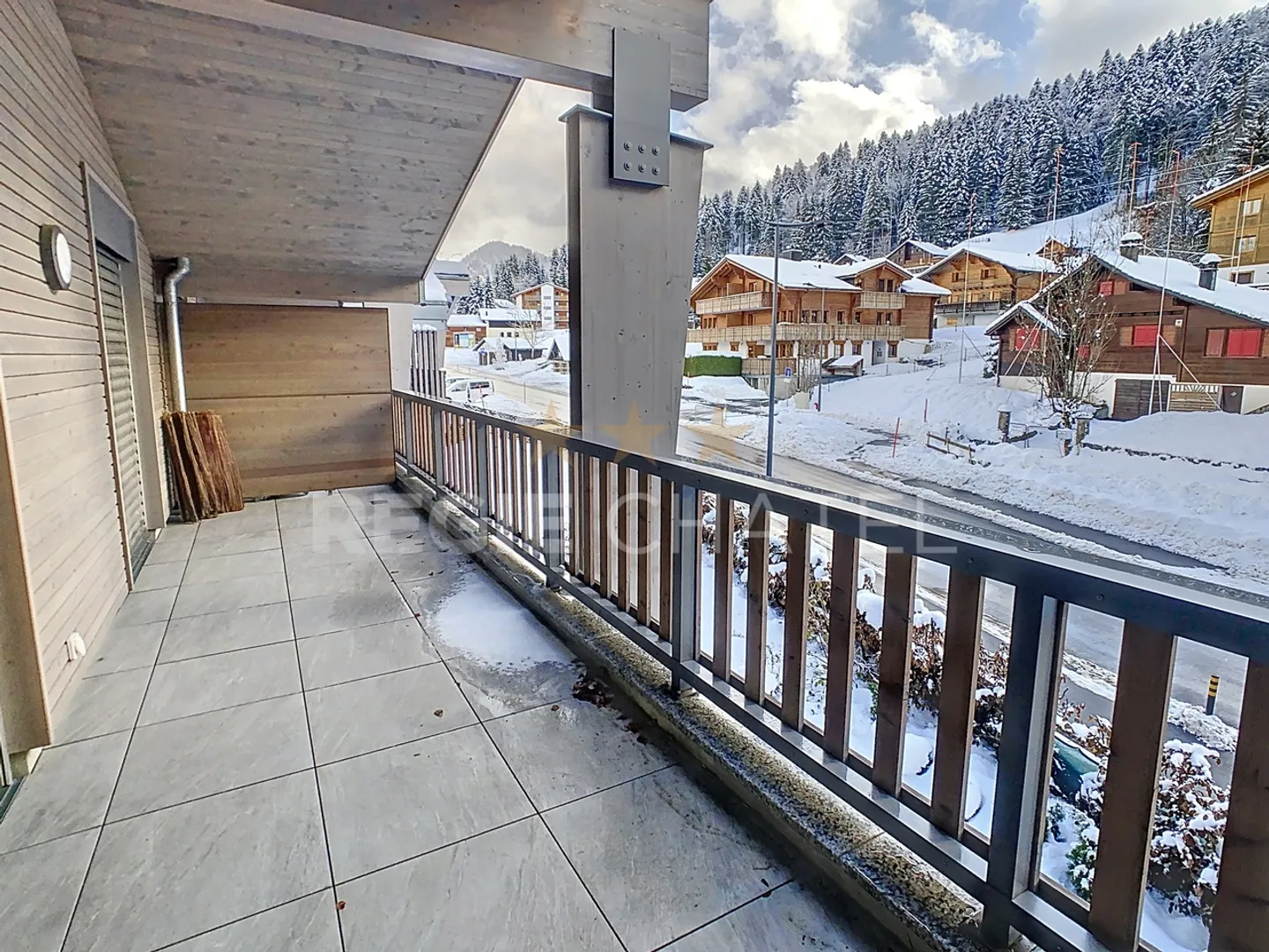 Bel appartement de 2.5 pièces - Photo 2 sur 8