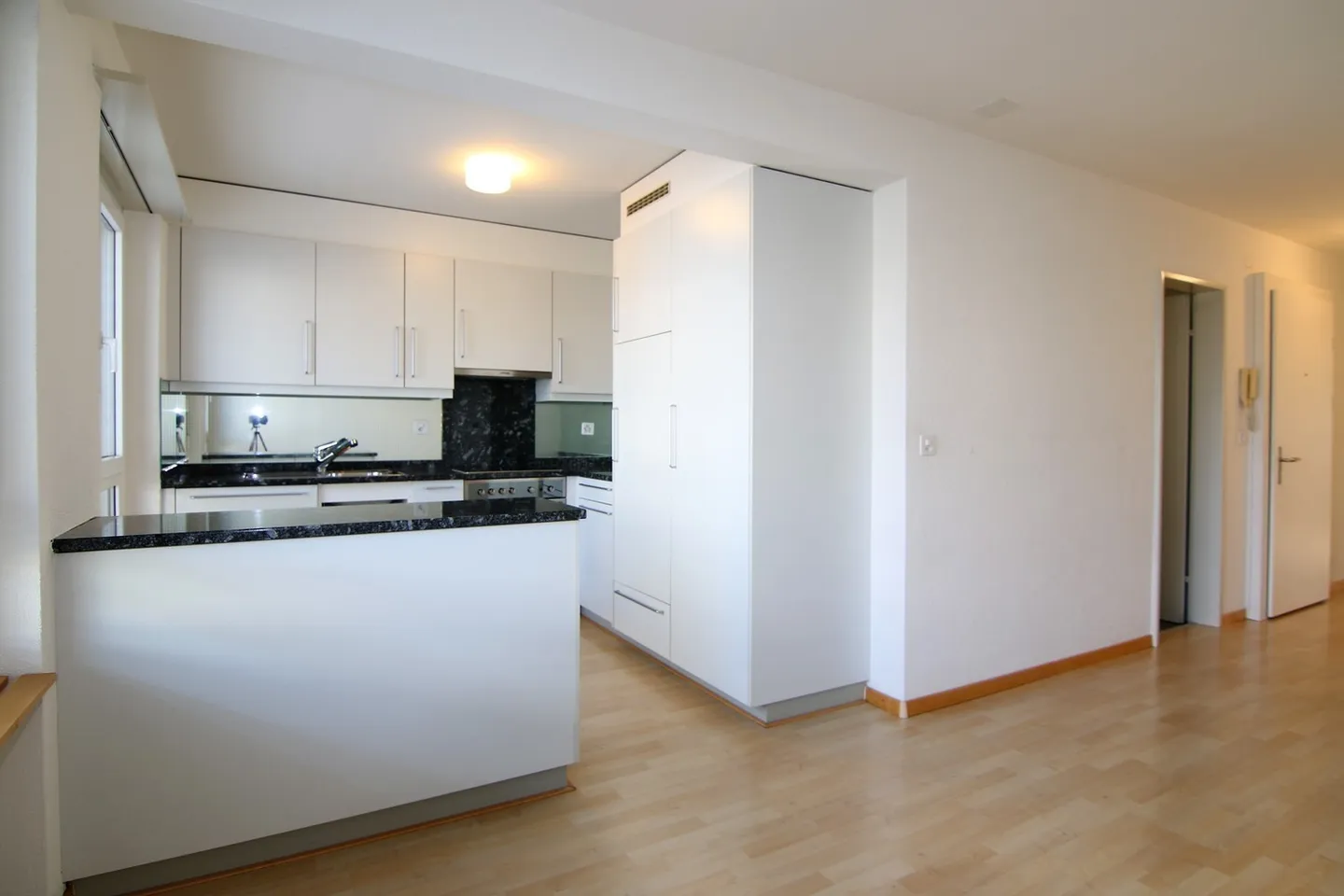 3.5-Zimmerwohnung am Stadtrand - Foto 2 von 8