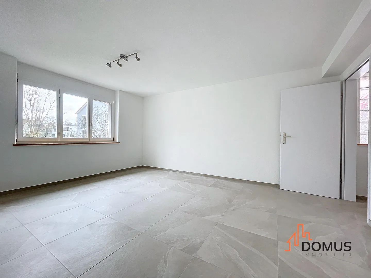 Appartamento 4.5 locali ristrutturato - Foto 3 di 8