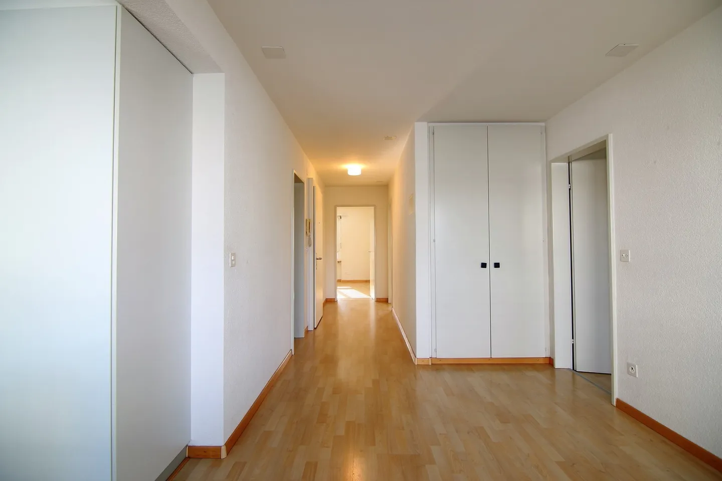 3.5-Zimmerwohnung am Stadtrand - Foto 5 von 8