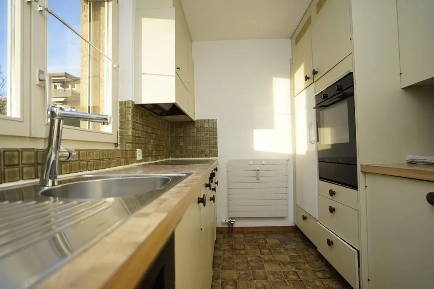 Gemütliche Wohnung mit Balkon - Foto 2 von 7