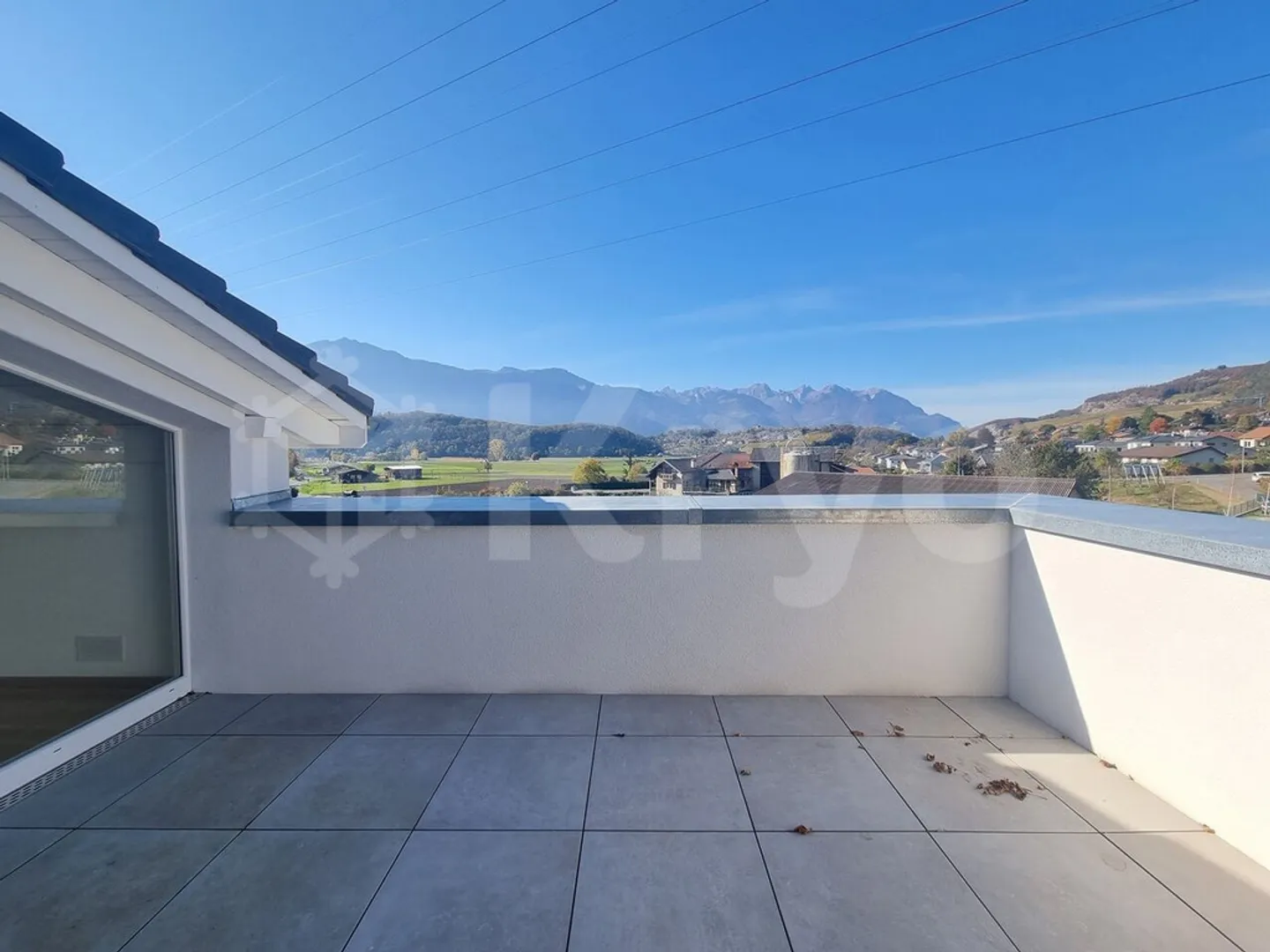 Magnificent 4.5-room apartment in the attic - Photo 7 of 12