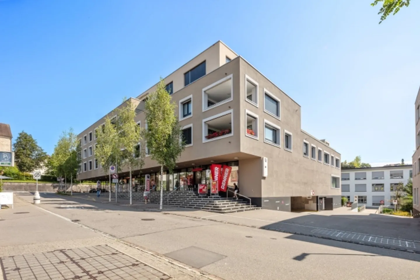 Modern Commercial Space in Rüti - Photo 1 of 1