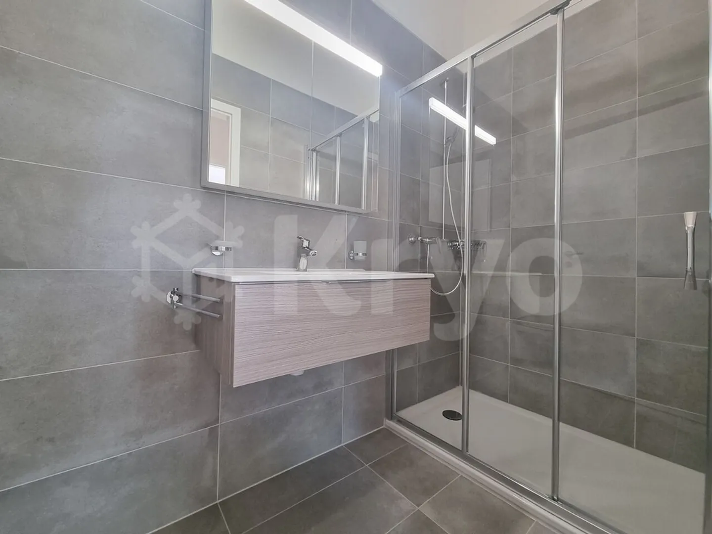 Magnificent 4.5-room apartment in the attic - Photo 12 of 12