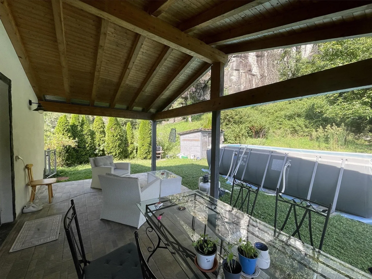 NEUES ZWEIFAMILIENHAUS 4.5 UND 3.5 IN RUHIGER LAGE - Foto 7 von 10