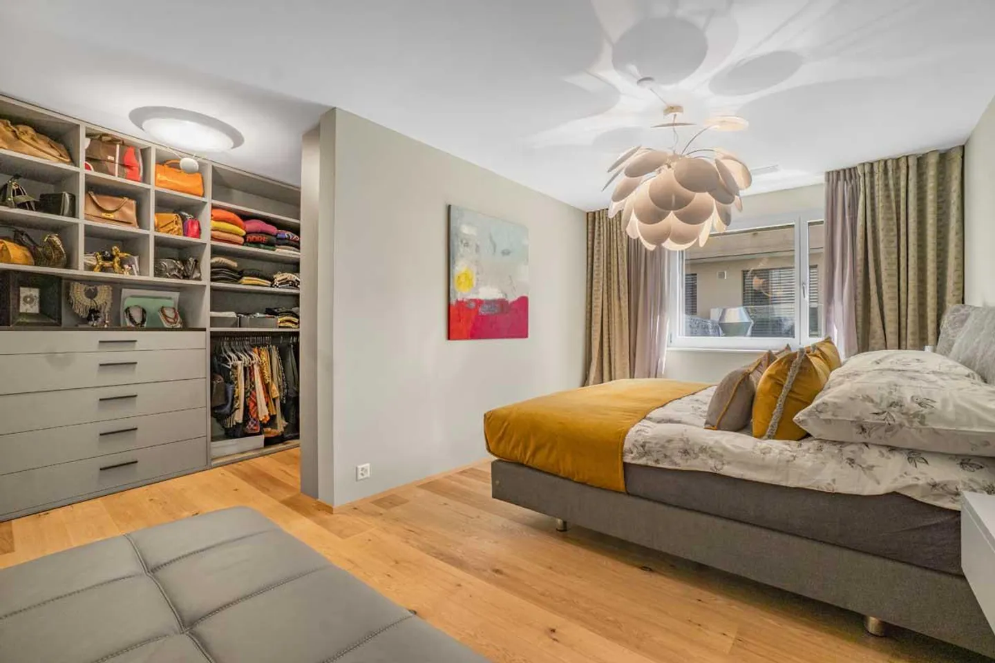 Luce. Spazio. Design. – Appartamento con terrazza elegante e vista panoramica - Foto 3 di 5
