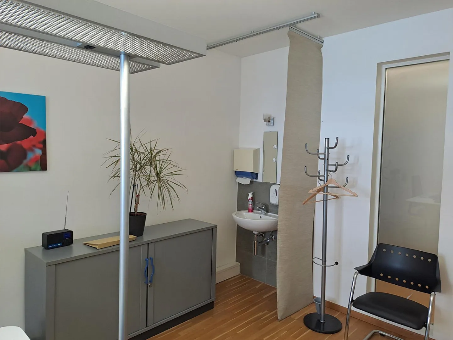 Quartier Brausebad - Superbe espace locatif (cabinet, bureau, logement) - Photo 8 sur 9