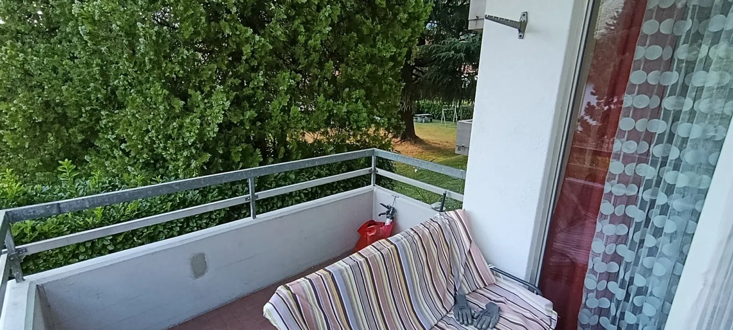 3.5 pièces dans un quartier calme - Photo 4 sur 14
