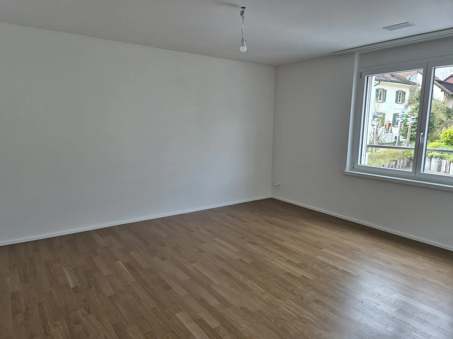 Modern 4.5-Room Apartment in Bülach - Photo 7 of 13