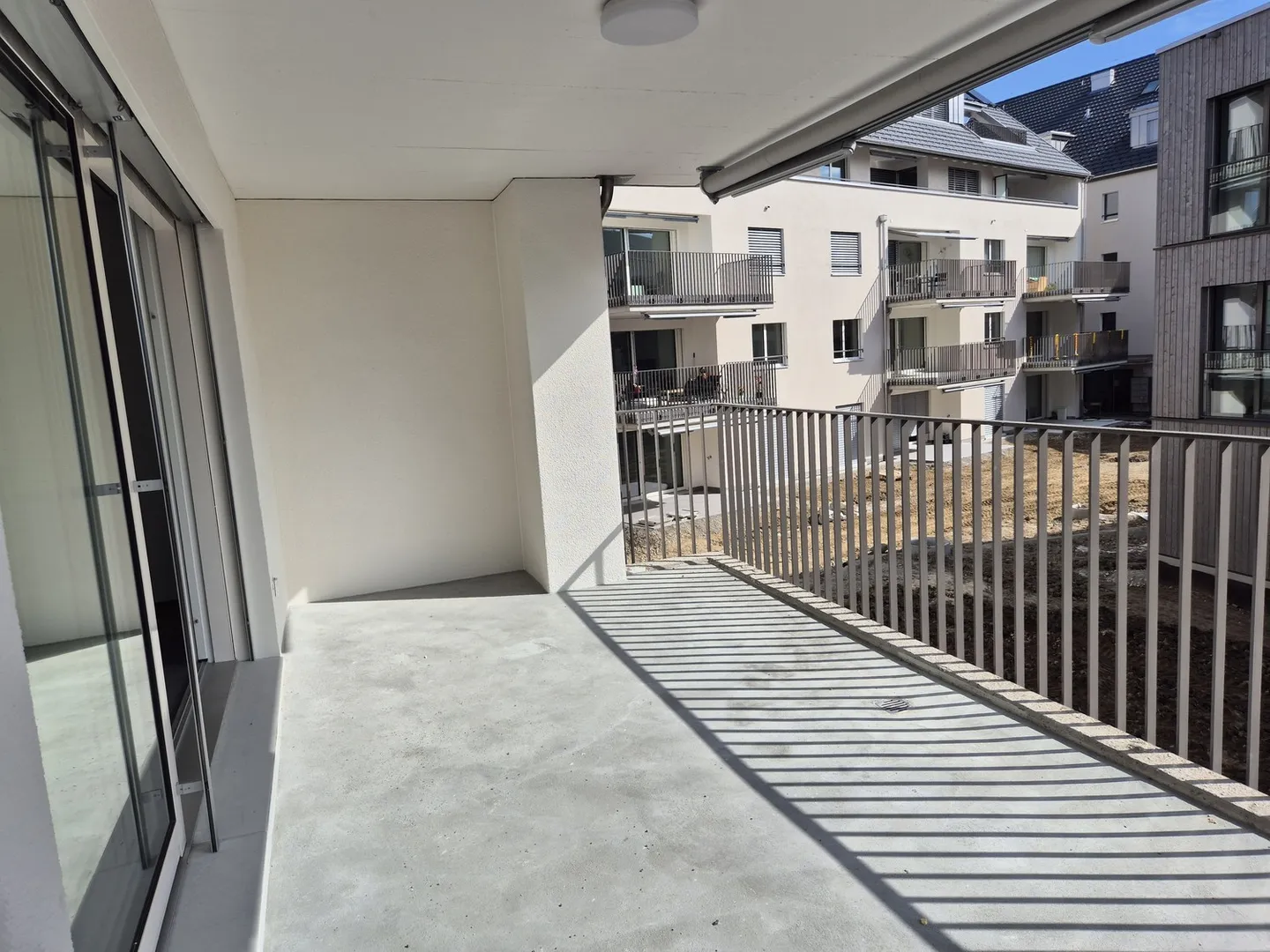 Modern 4.5-Room Apartment in Bülach - Photo 9 of 13