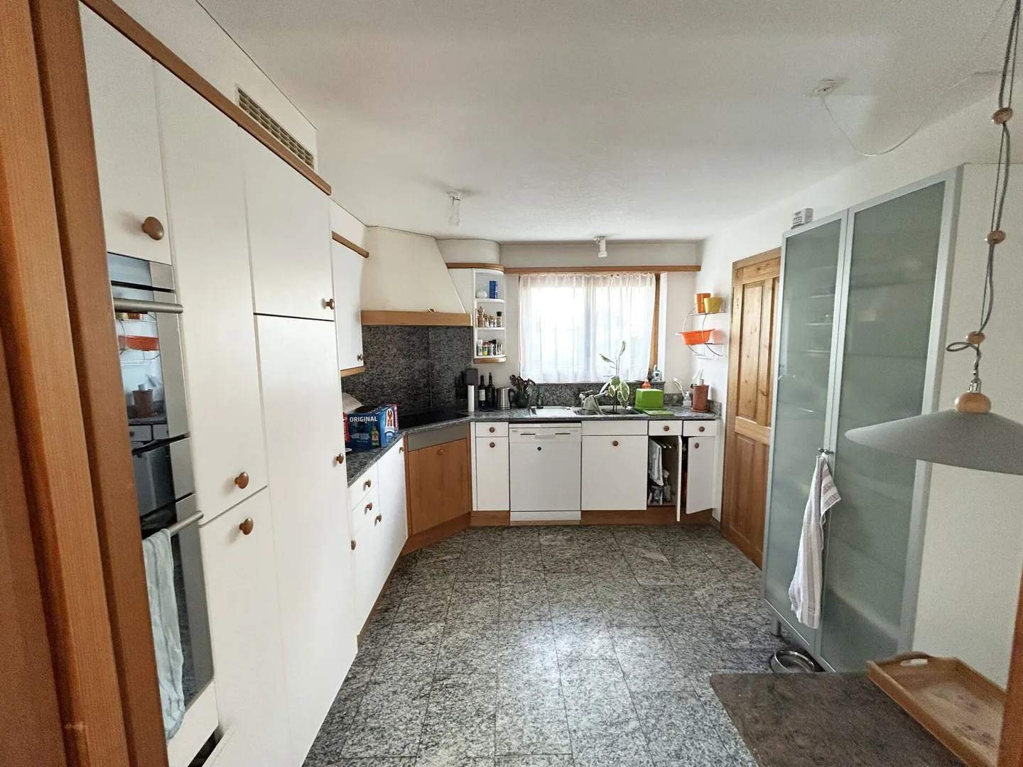 Your dream home in a quiet location - spacious and full of quality of life - Photo 6 of 8