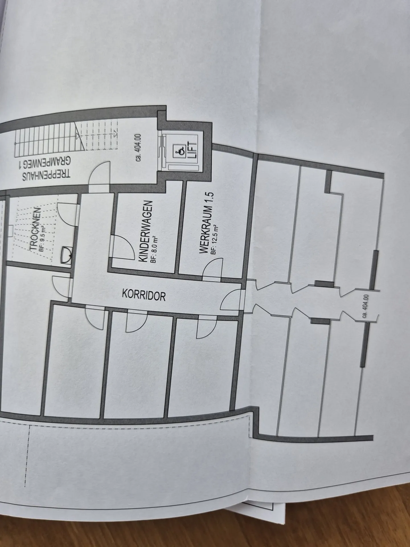 Modern 4.5-Room Apartment in Bülach - Photo 12 of 13