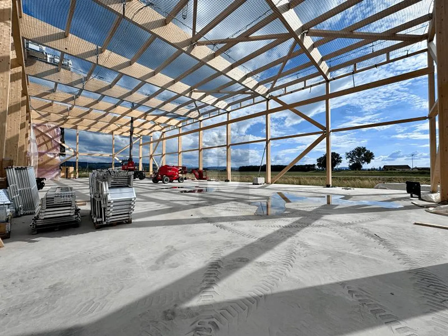 HALL SPAZIOSA MODULABILE IN BASE ALLE ESIGENZE - NUOVA - Foto 1 di 4