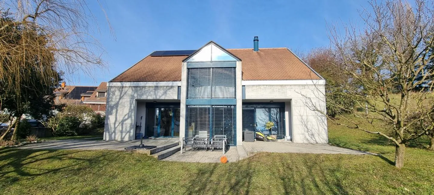 Villa Elegante con Spazi Ampi - Foto 1 di 13