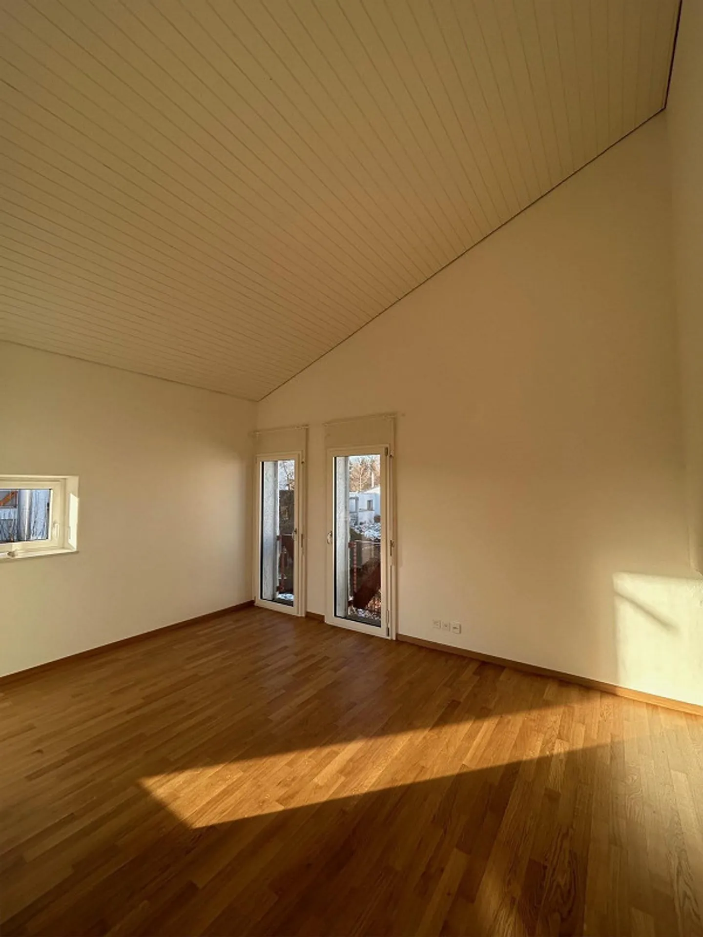 3.5 Room Apartment in Dübendorf - Photo 3 of 11