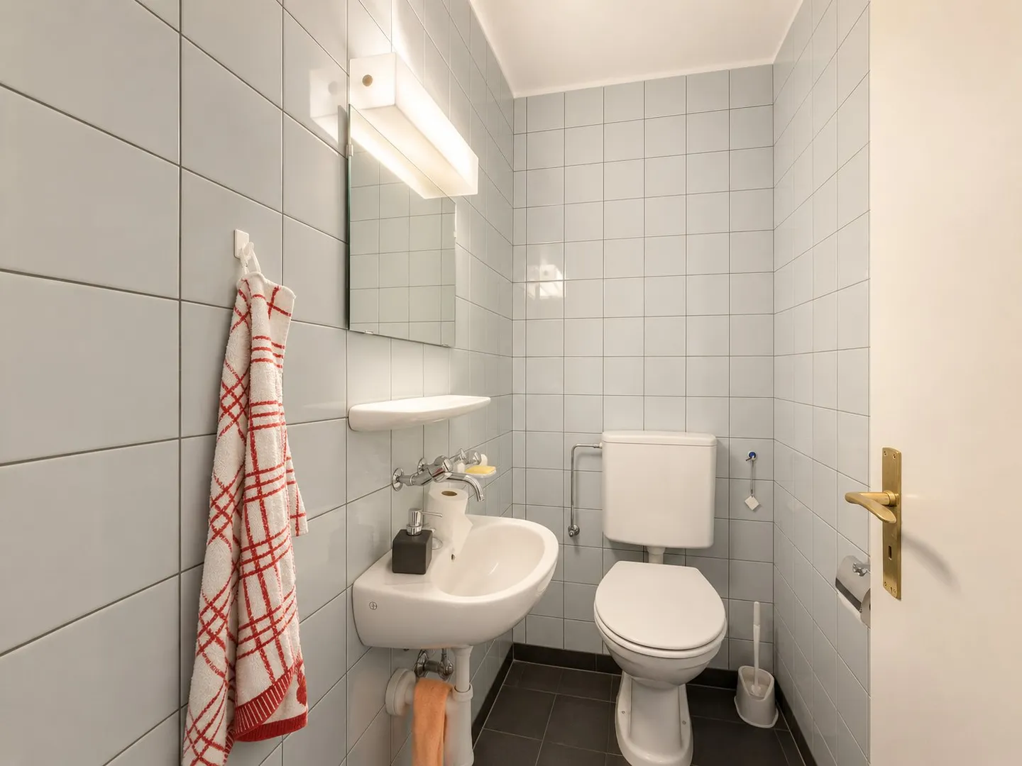 Charming 4-room apartment with 2 balconies - Photo 11 of 13