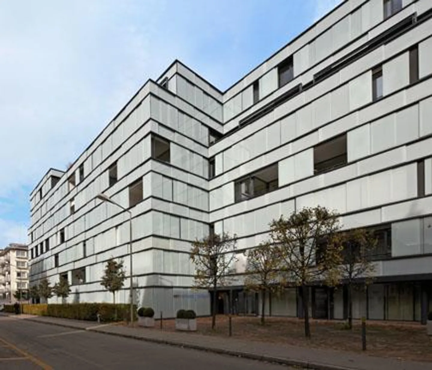 Craft Room in Central Location - Photo 2 of 2