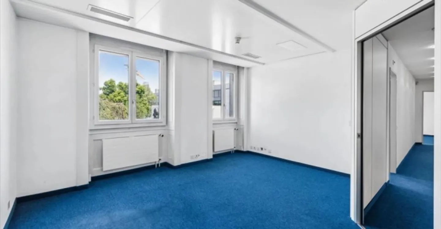 «Bureau» - Photo 4 sur 13