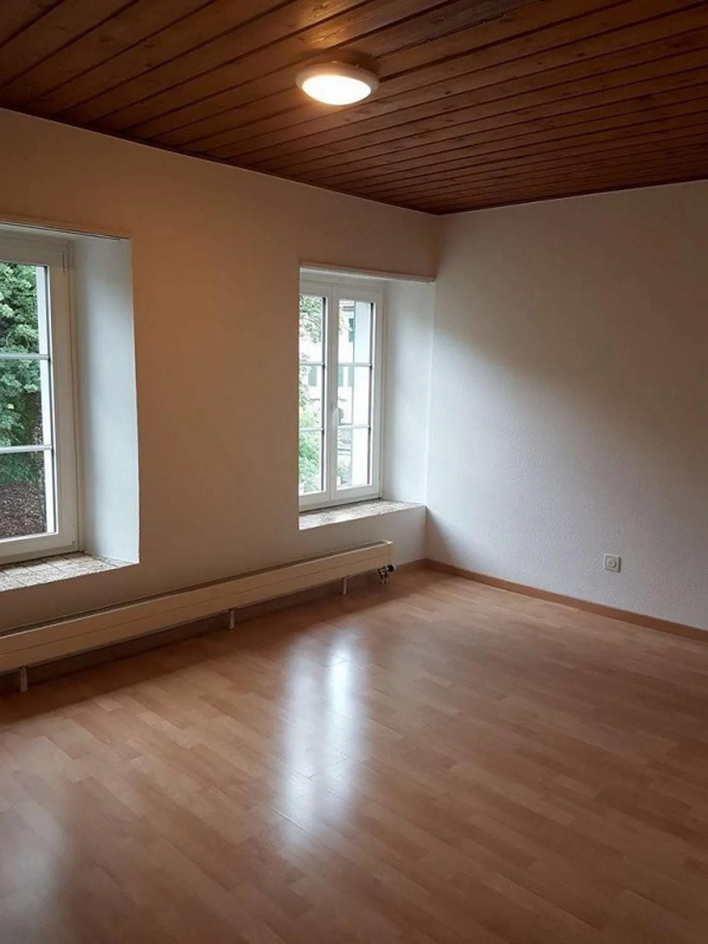 Attraktive 1.5 Zimmerwohnung! - Foto 2 von 4