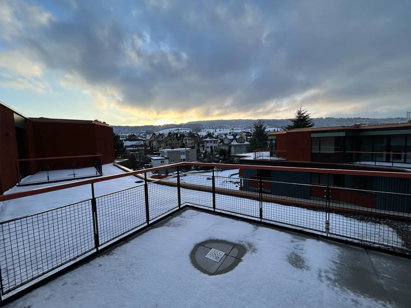 Appartement en attique 1,5 pièces avec grande terrasse - Photo 1 sur 13
