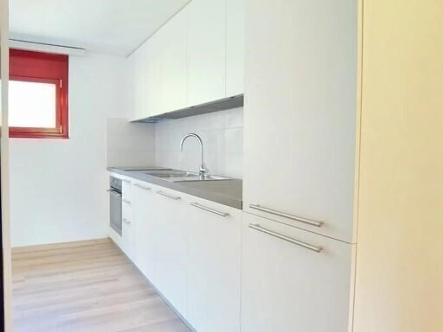 Apartment for rent - Photo 16 of 17