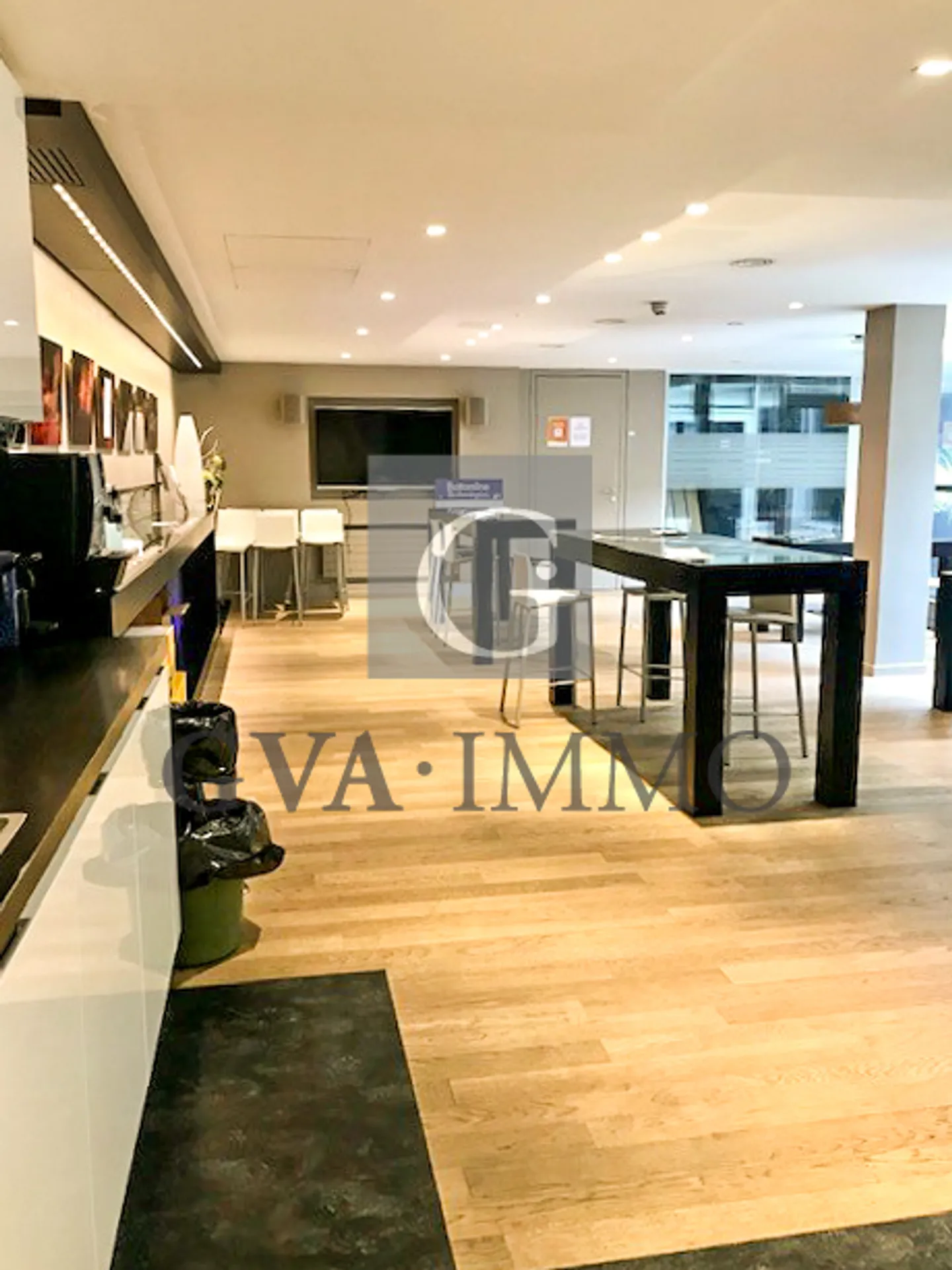 Bureau 26 pièces - Photo 5 sur 9