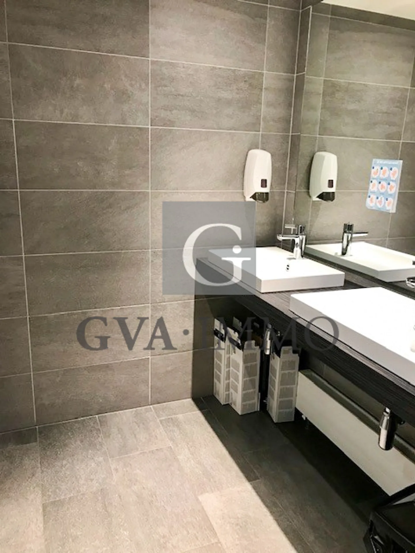 Bureau 26 pièces - Photo 8 sur 9