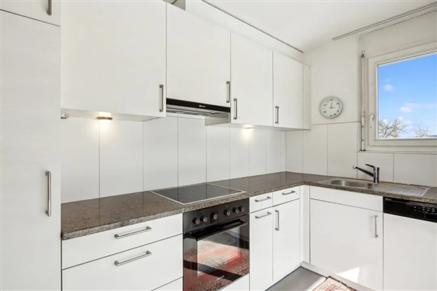 4.5-room penthouse apartment with large roof terrace in Trimbach for sale - Photo 9 of 13