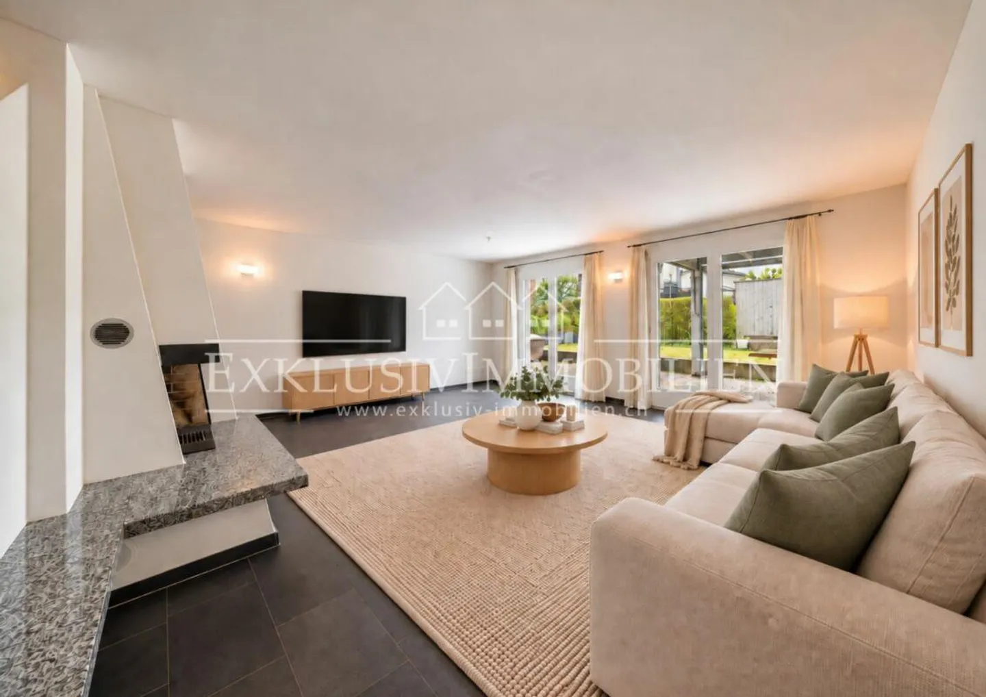 Well-maintained single-family home in a prime location in Jona - Photo 1 of 8