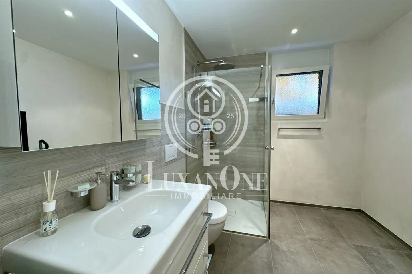 Appartamento giardino lussuoso di 4,5 locali con vista lago - Il tuo sogno di una seconda casa sul Lago Maggiore - Foto 7 di 10