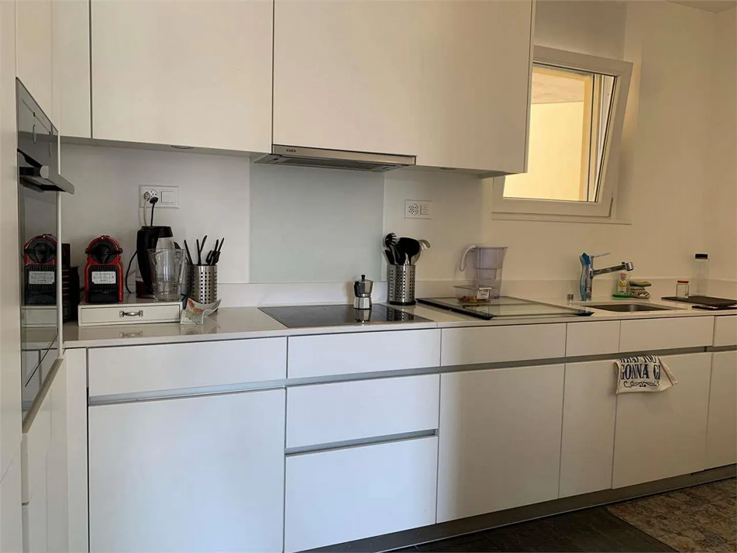 Elegante 3,5 Zimmer mit schöner Aussicht und maximaler Ruhe - Foto 4 von 13