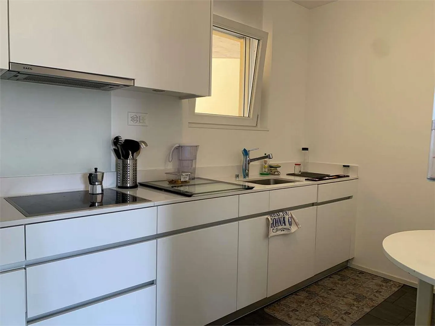 Elegante 3,5 Zimmer mit schöner Aussicht und maximaler Ruhe - Foto 5 von 13