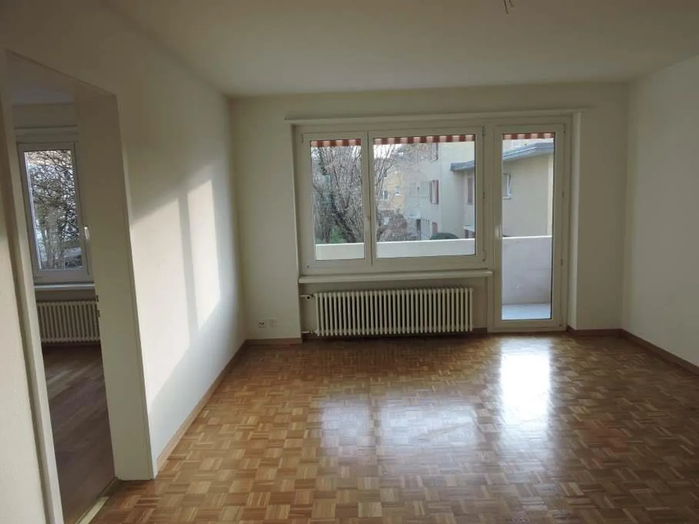 Appartement 2.5 pièces dans un emplacement calme et central - Photo 1 sur 6