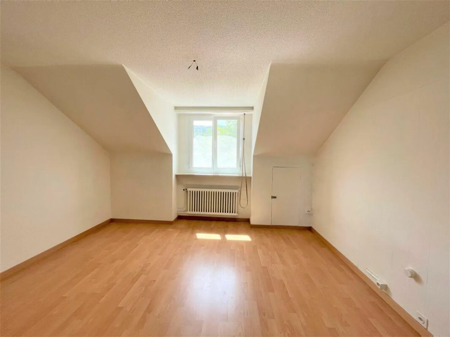 NEW! - Apartment near the center, with open kitchen and plenty of storage... - Photo 8 of 9