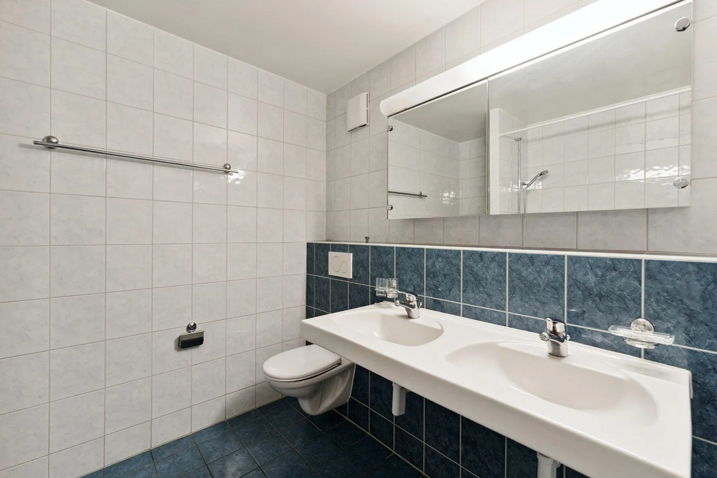 Appartement Charmant avec Balcon - Photo 5 sur 8