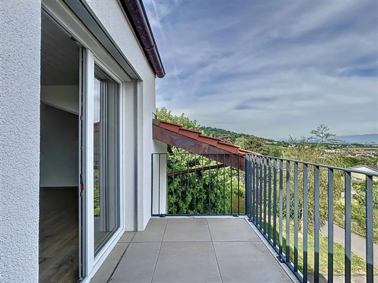 Appartamento 3,5 locali al 2° piano di un piccolo edificio con 3 appartamenti - Foto 7 di 10