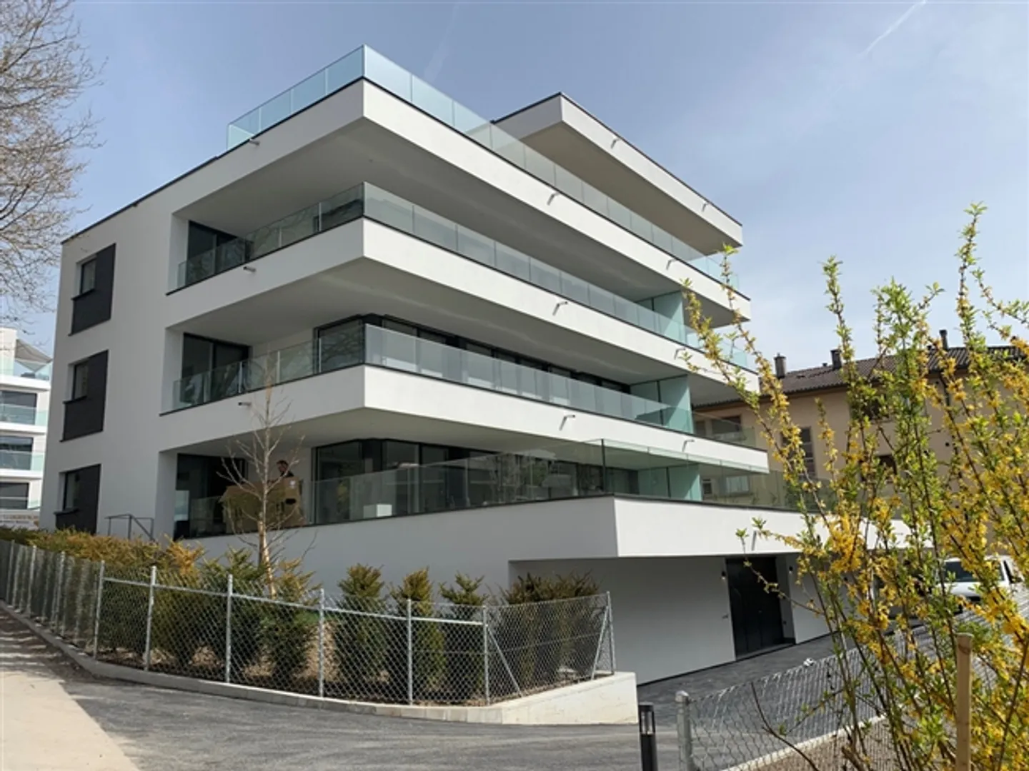 Carré pour l'intérieur - Pully - Photo 2 sur 2