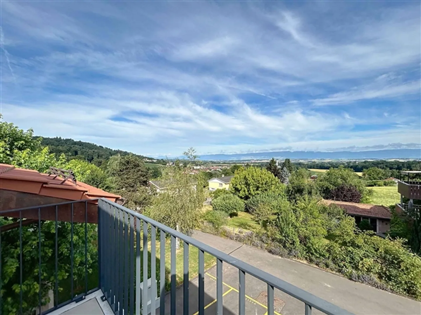 Appartamento 3,5 locali al 2° piano di un piccolo edificio con 3 appartamenti - Foto 8 di 10