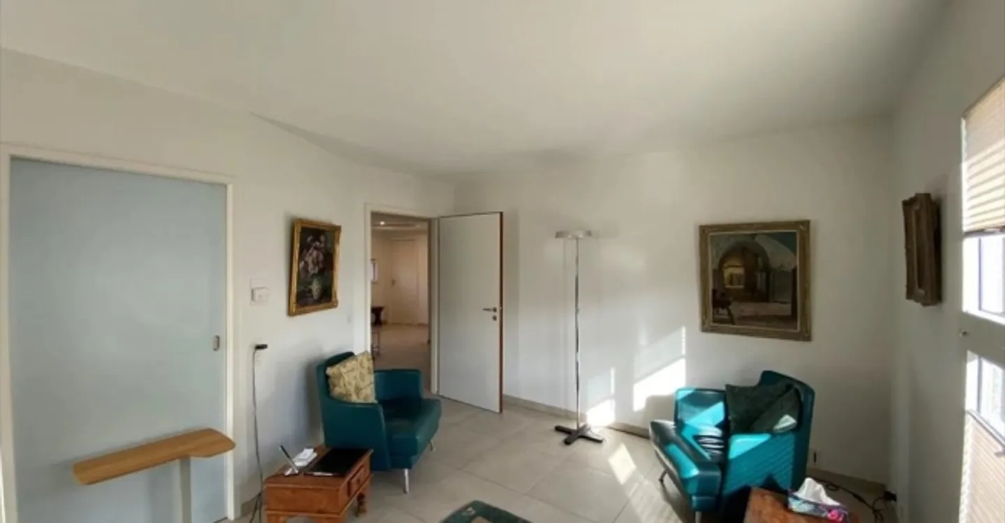 «Bureau 6 pièces» - Photo 7 sur 13