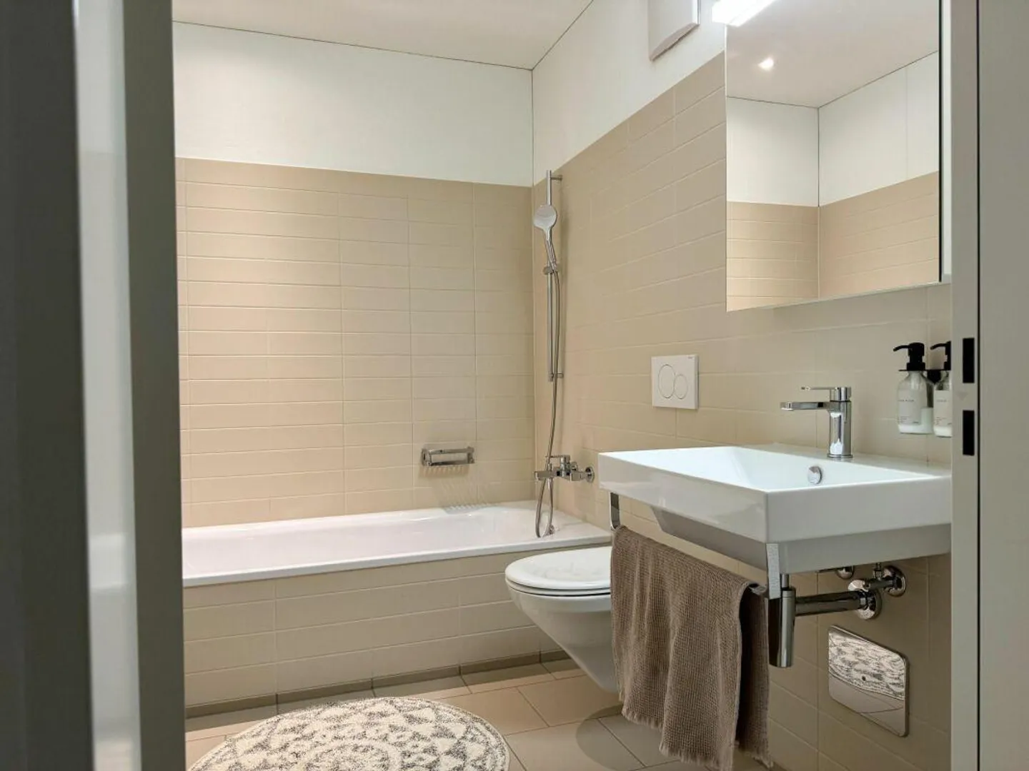Nearly new 3.5 room apartment in the popular development "Langrüti" for rent! - Photo 9 of 14